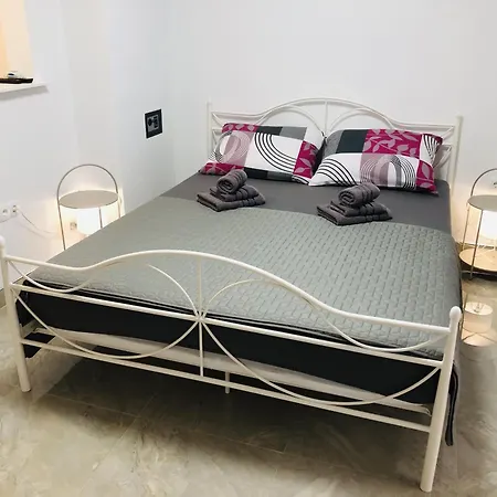 Apartmani Ema Trogir Exterior photo