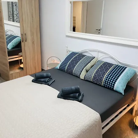 Apartmani Ema Trogir Exterior photo